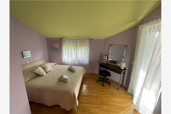 Apartment A1, for 6 persons