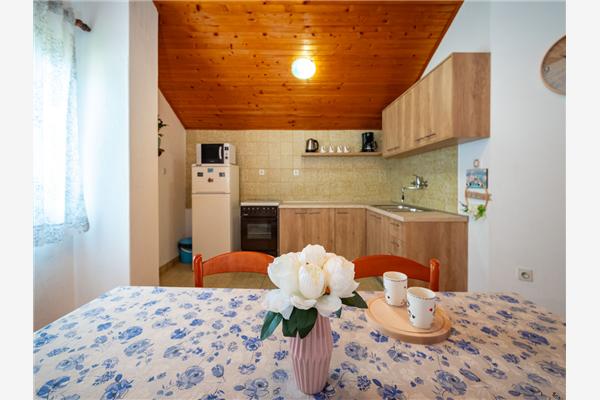 Apartment A1, for 7 persons