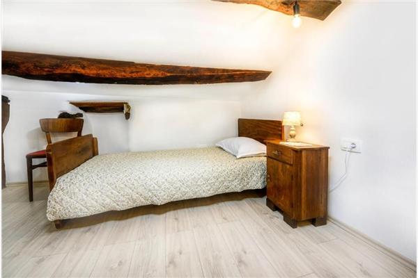 Apartment A2, for 5 persons