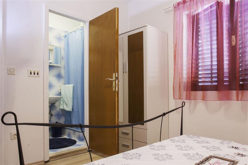 Apartment A1, for 8 persons