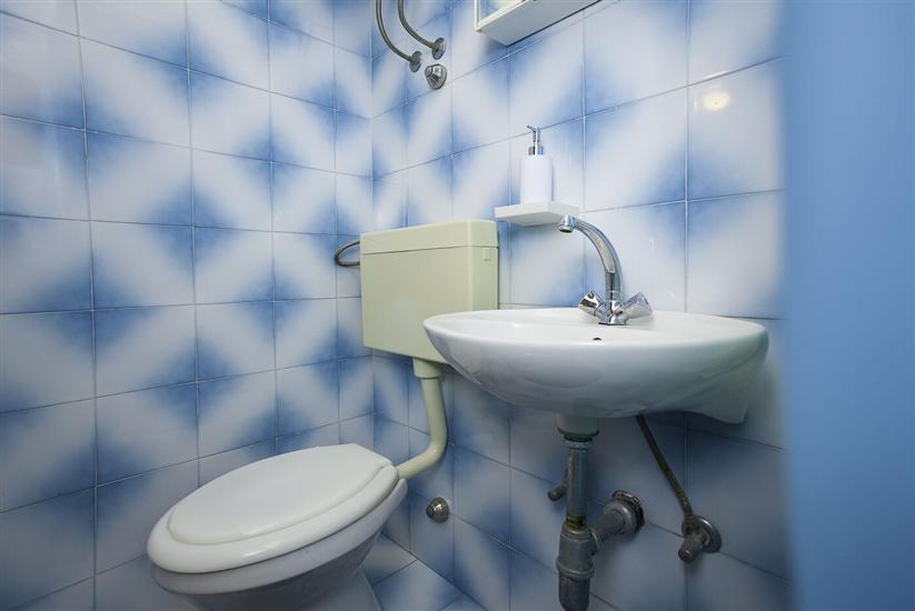 Apartment A1, for 8 persons