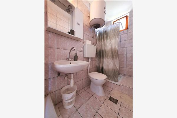 Apartment A2, for 3 persons