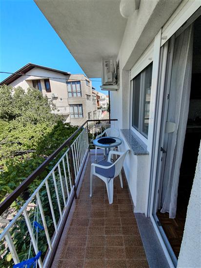 Apartment A2, for 3 persons