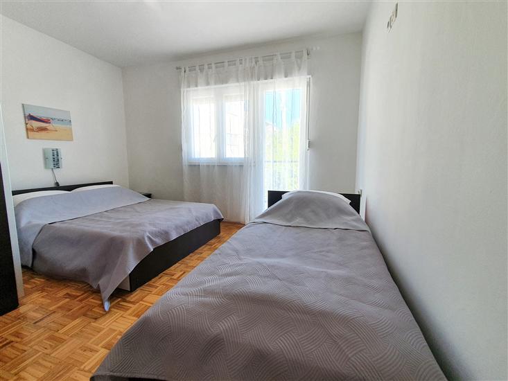 Apartment A2, for 3 persons