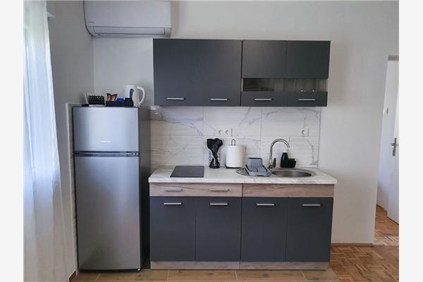 Apartment A2, for 3 persons