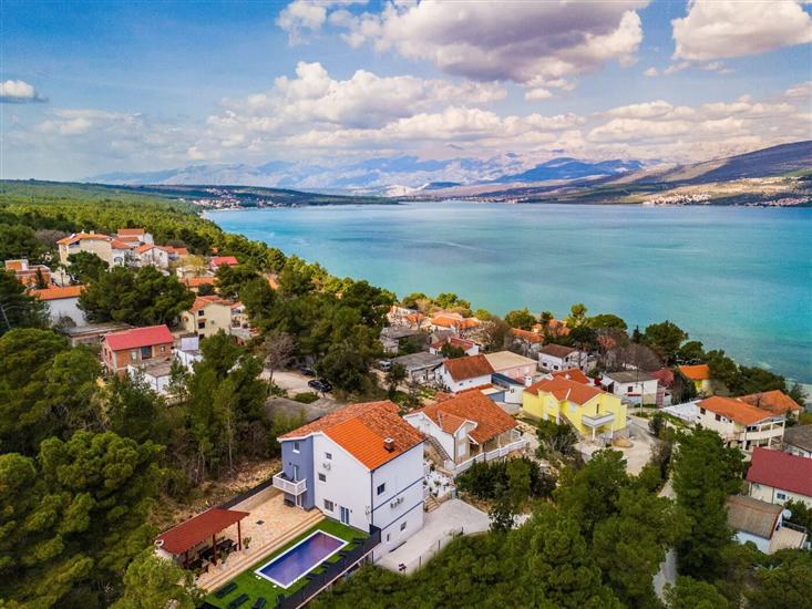 вилла Ivanovi Dvori