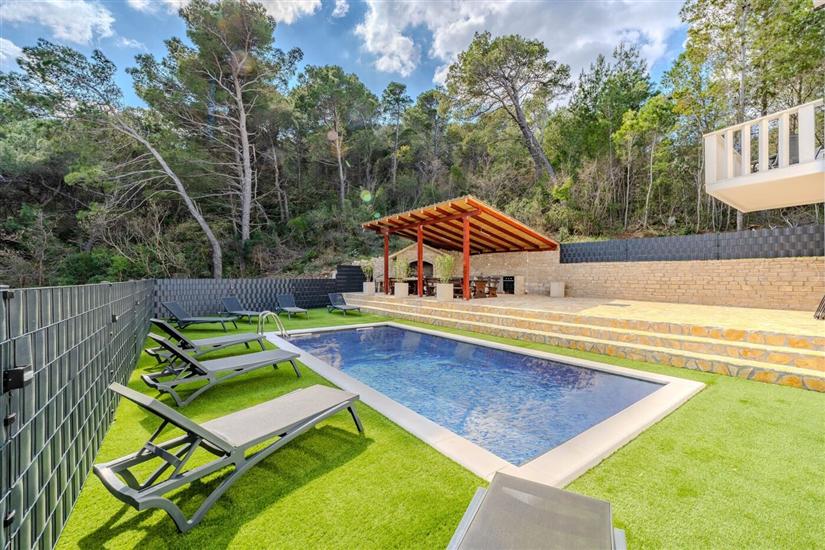 вилла Ivanovi Dvori