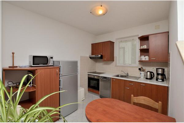 Apartment A1, for 5 persons