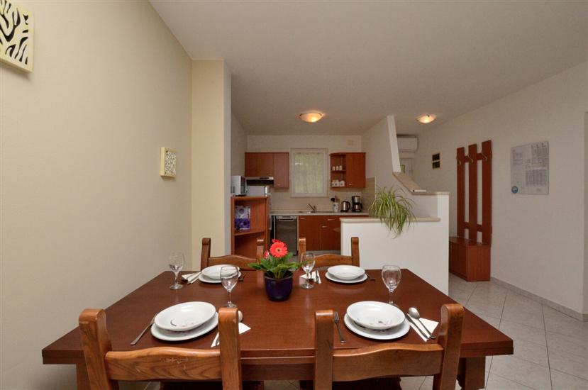 Apartment A1, for 5 persons