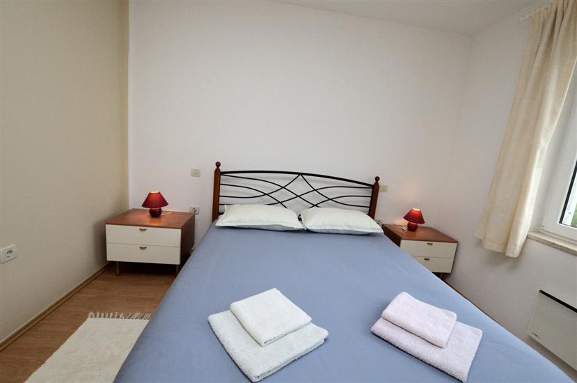 Apartment A1, for 5 persons