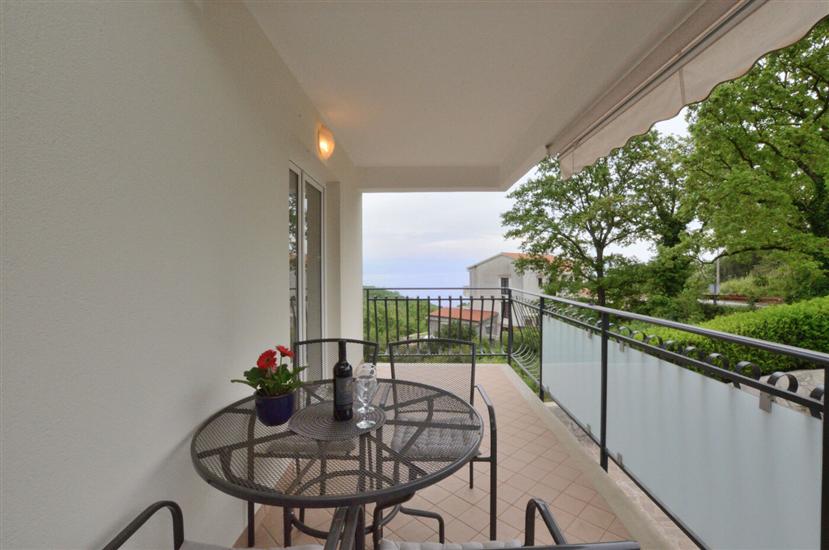 Apartment A1, for 5 persons