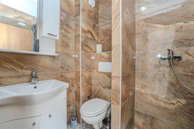 Room S2, for 2 persons