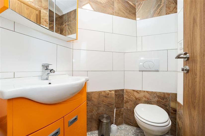 Room S3, for 2 persons