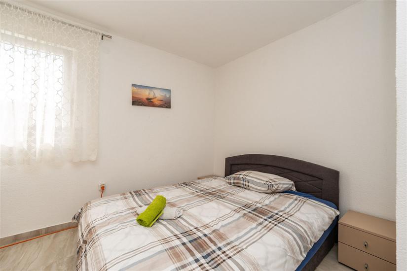 Room S5, for 2 persons