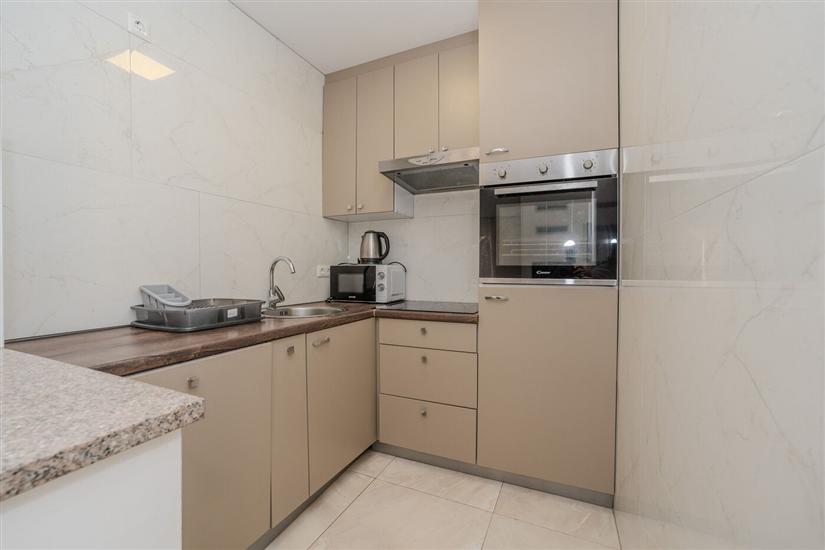 Apartment A8, for 6 persons