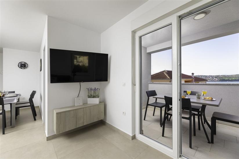 Apartment A1, for 5 persons