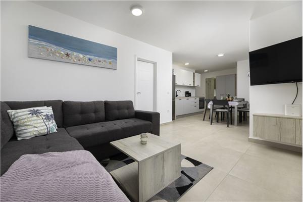 Apartment A1, for 5 persons