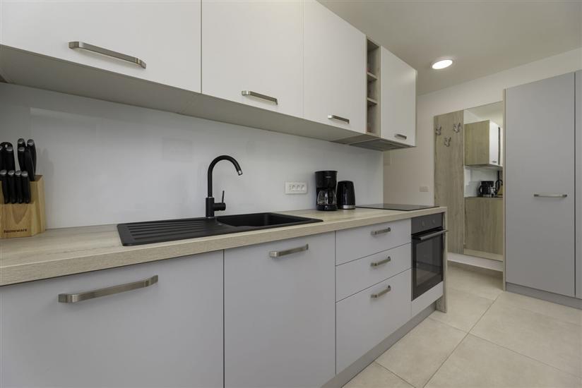 Apartment A1, for 5 persons