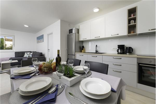 Apartment A1, for 5 persons