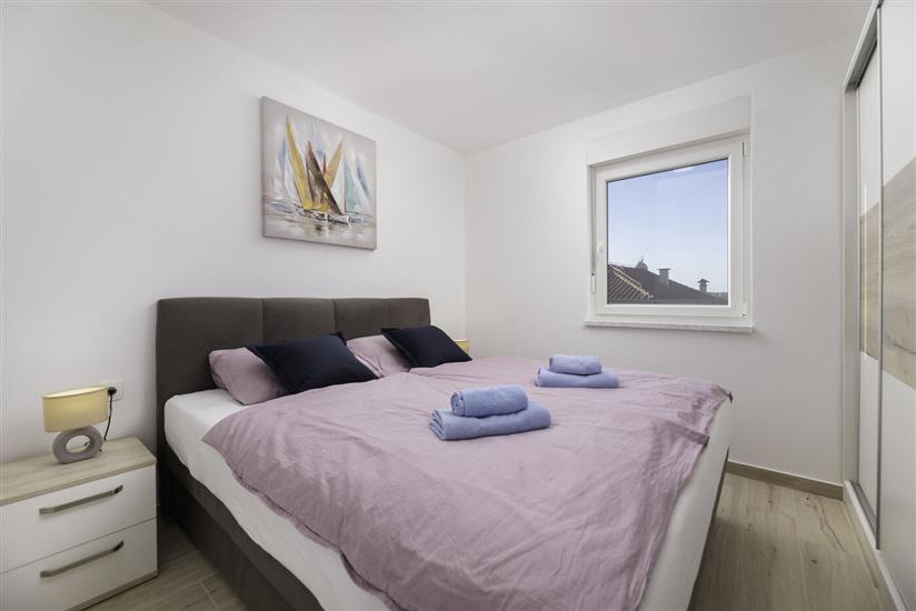 Apartment A1, for 5 persons