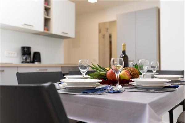 Apartment A1, for 5 persons