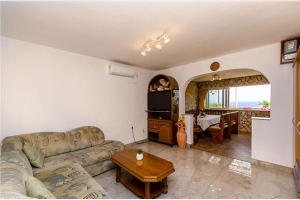 House K1, for 8 persons