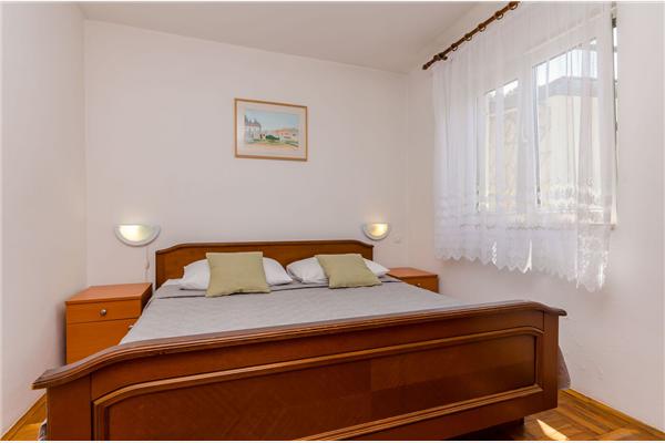 House K1, for 8 persons