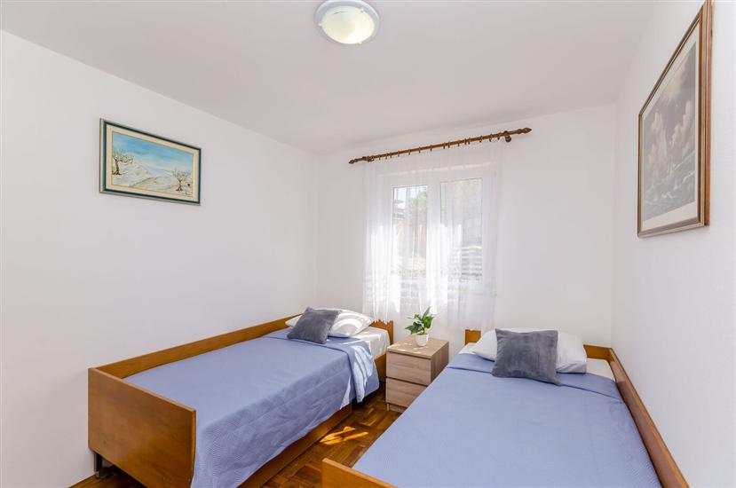 House K1, for 8 persons