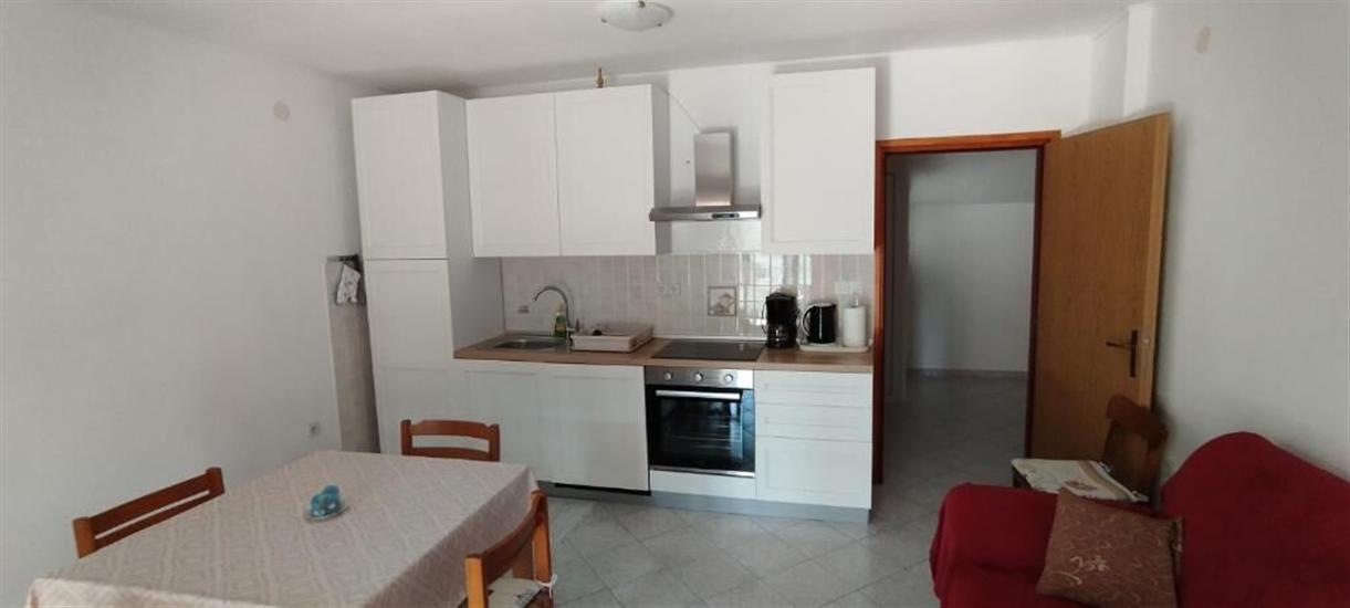 Apartment A1, for 5 persons