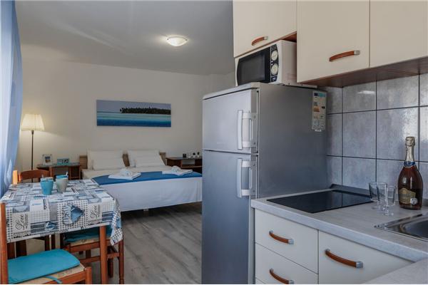 Apartment A2, for 4 persons