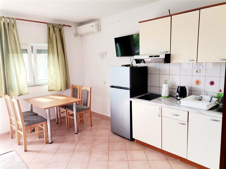 Apartment A4, for 3 persons