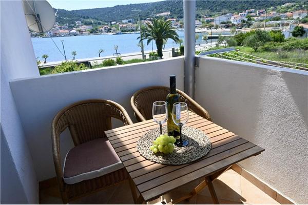 Apartment A1, for 6 persons