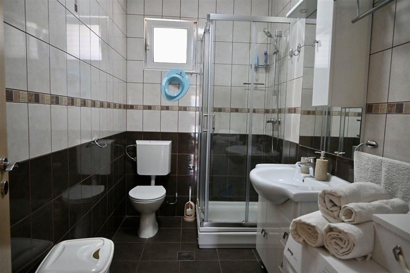 Apartment A1, for 6 persons