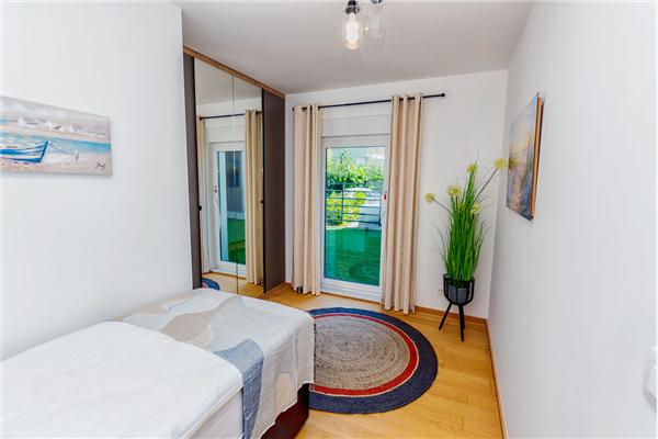 Apartment A1, for 3 persons