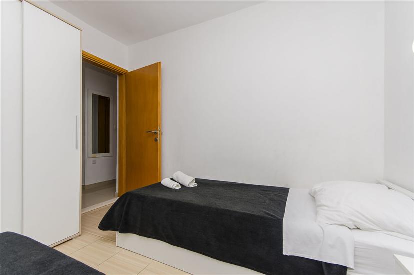 Apartment A1, for 8 persons