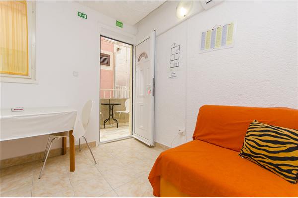 Apartment A1, for 8 persons