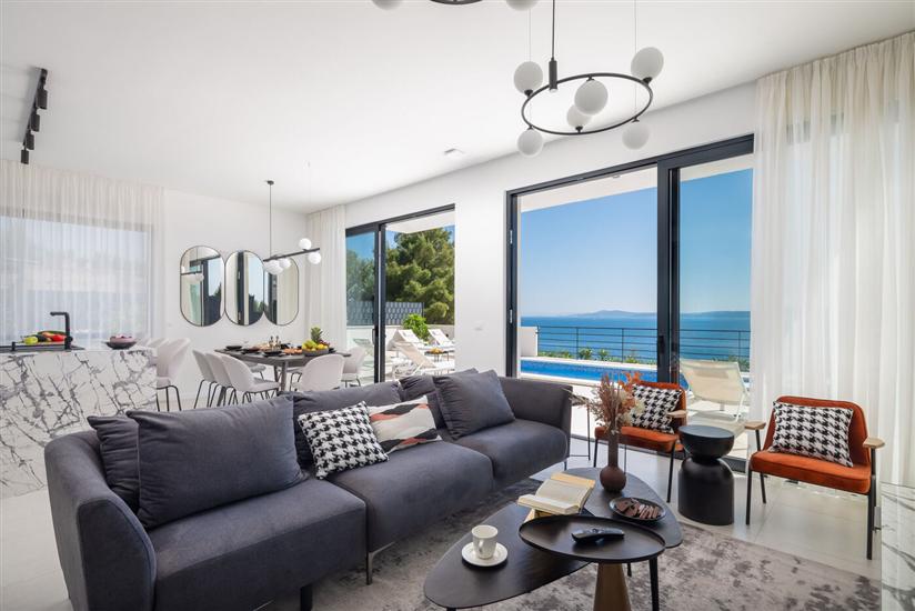 House K1, for 10 persons