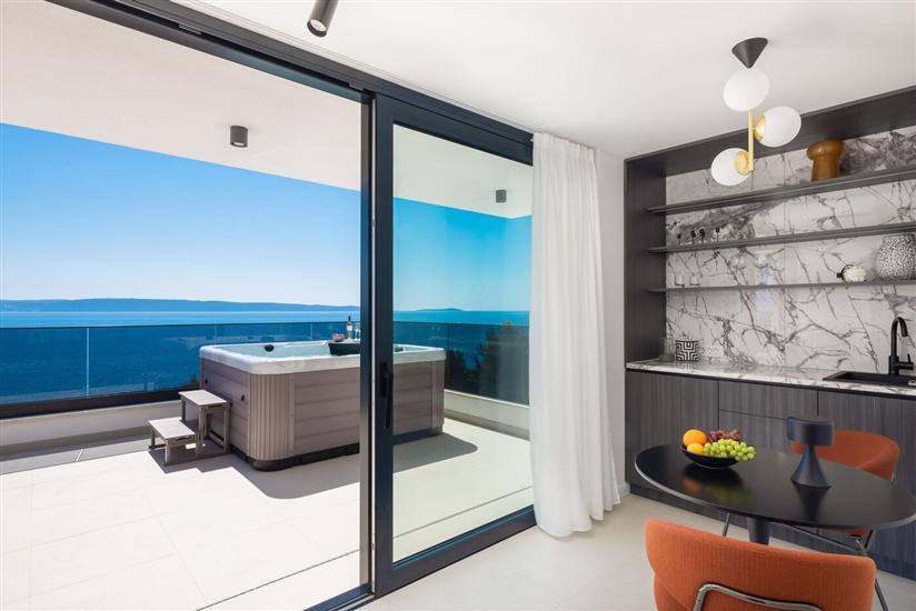 House K1, for 10 persons