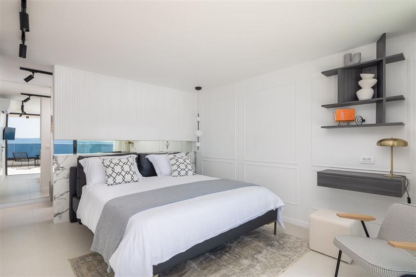 House K1, for 10 persons