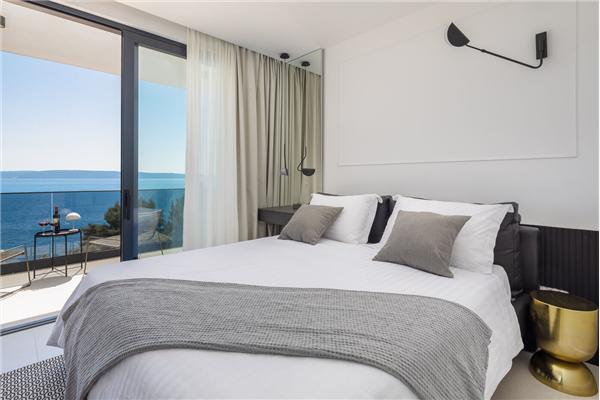 House K1, for 10 persons