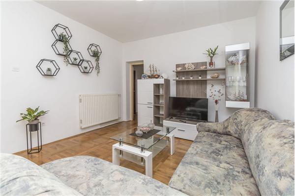 Apartman A2, na 5 osebe