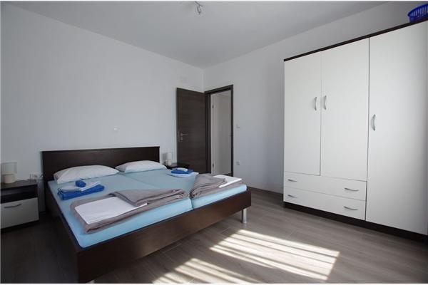 Apartment A2, for 3 persons