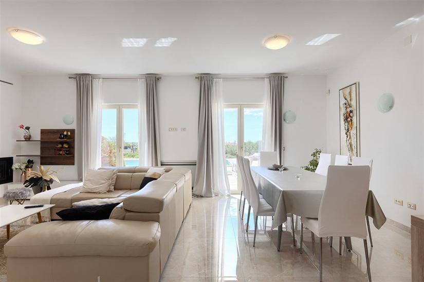 House K1, for 8 persons