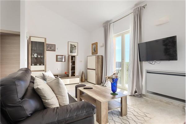 House K1, for 8 persons