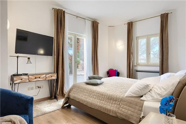 House K1, for 8 persons