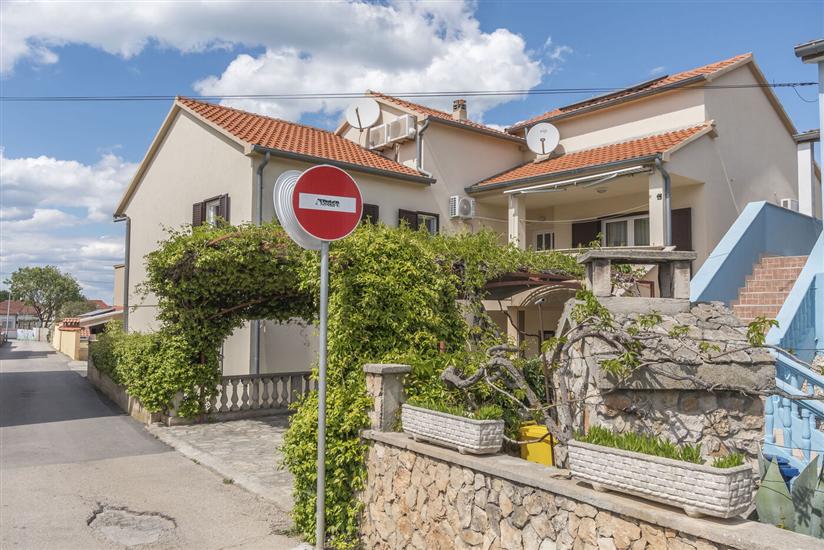 Apartmaji Murter Jurjako