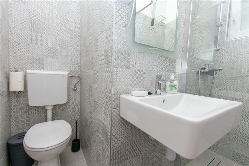 Apartment A1, for 7 persons