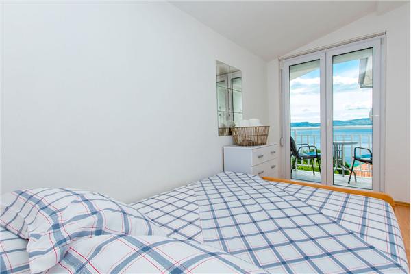 Apartment A1, for 7 persons