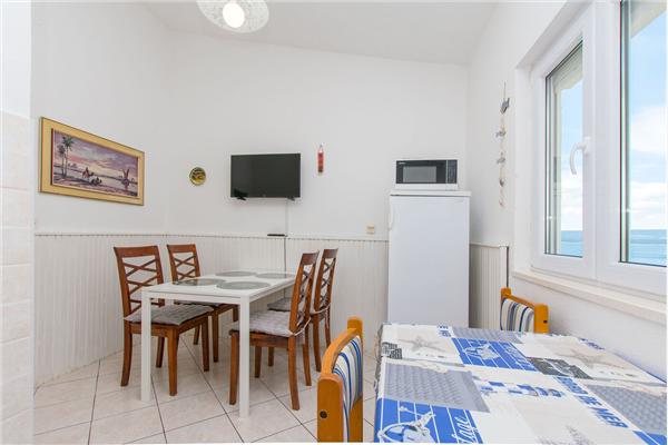 Apartment A1, for 7 persons