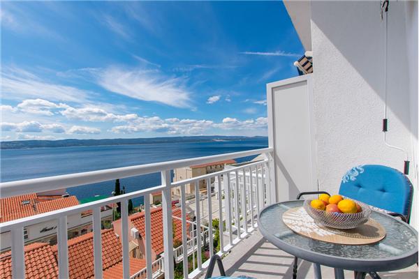 Apartment A1, for 7 persons